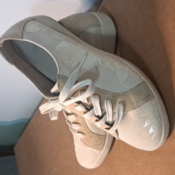 Dansko leather canvas floral lace up shoes 7 1/2 quality flat. - Picture 2 of 8